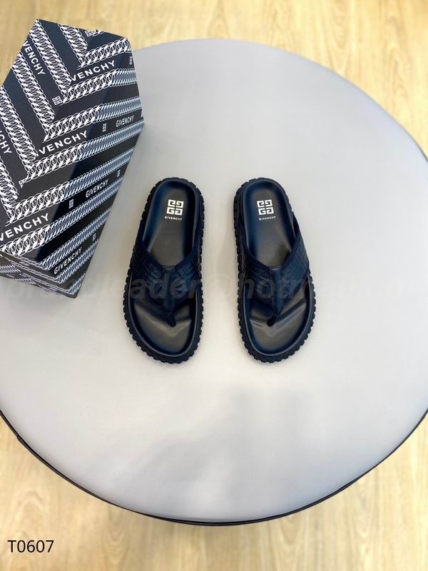 GIVENCHY Men's Slippers 1